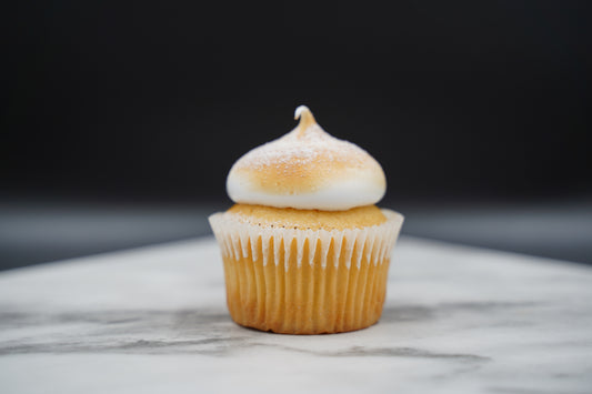 Lemon Meringue Cupcakes (12)