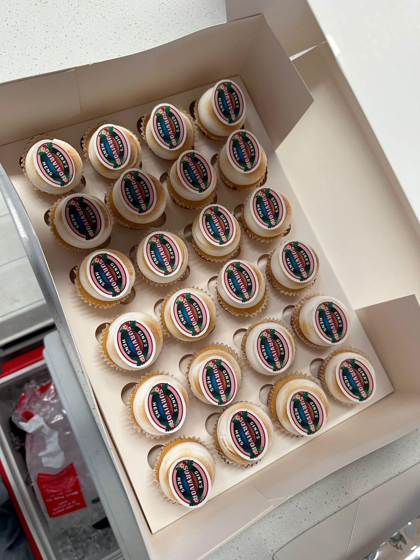 Mini Lemon Meringue Cupcakes (24)