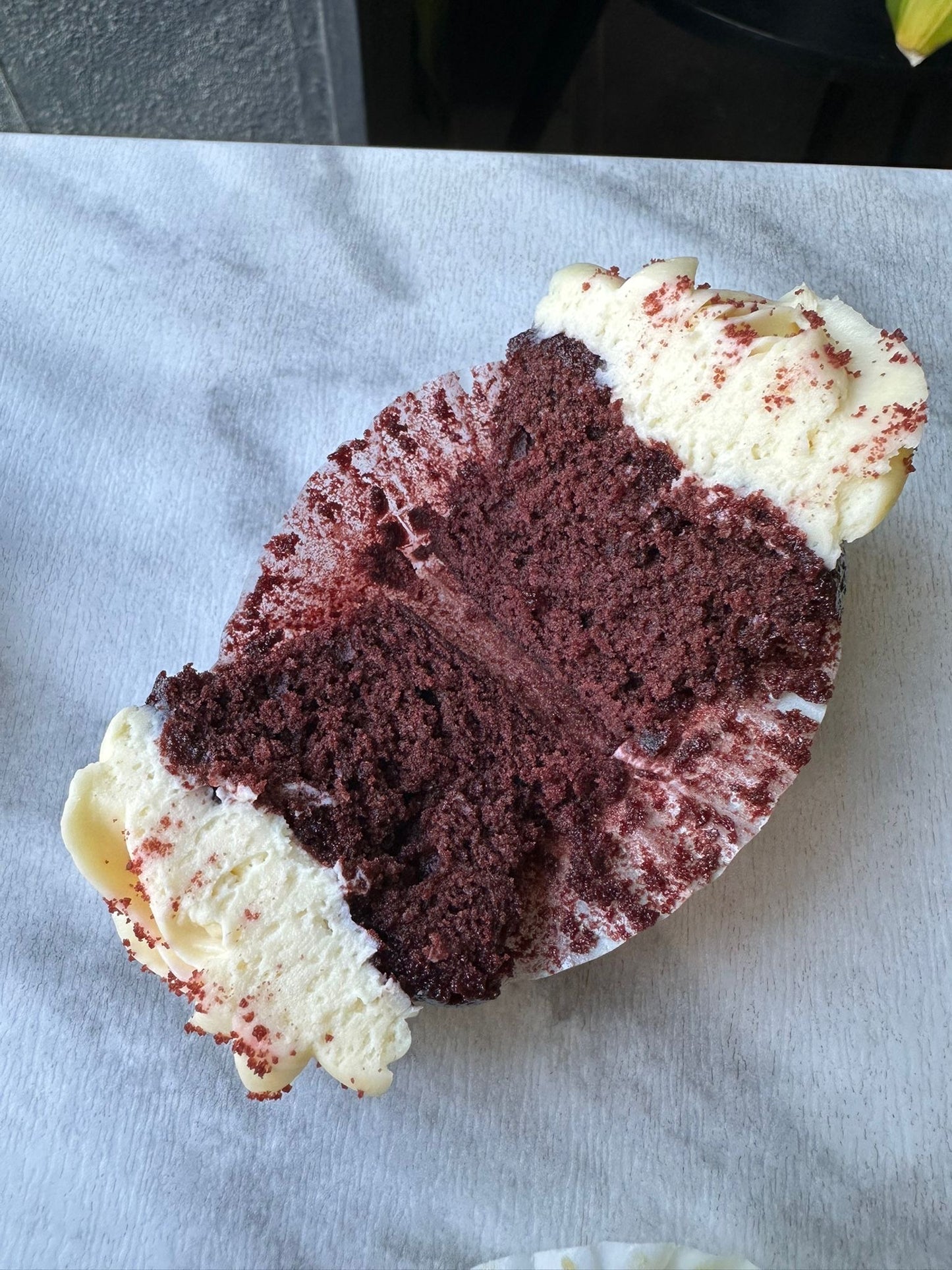 Mini Red Velvet Cupcakes (24)